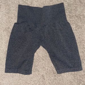 NVGTN Biker Shorts with Butt Contour